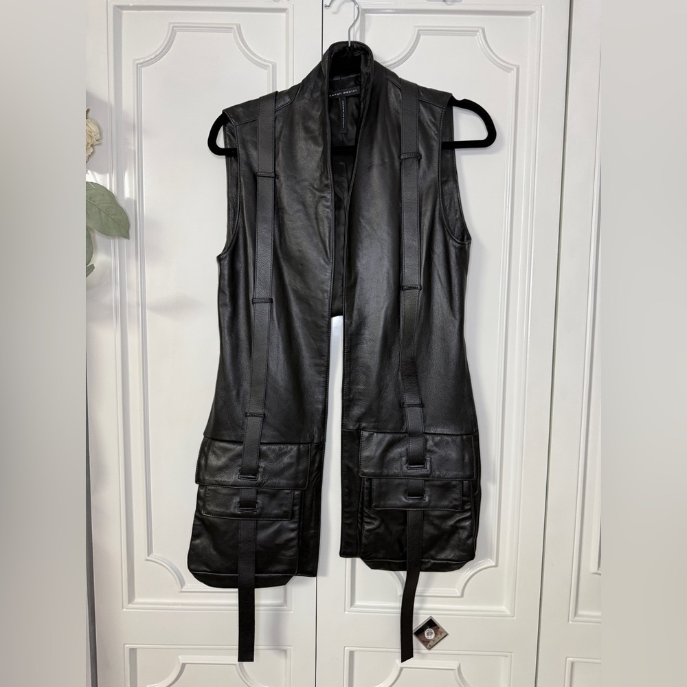 Sarah Pacini Black Sleeveless 100% Lambskin Leather Utility Vest